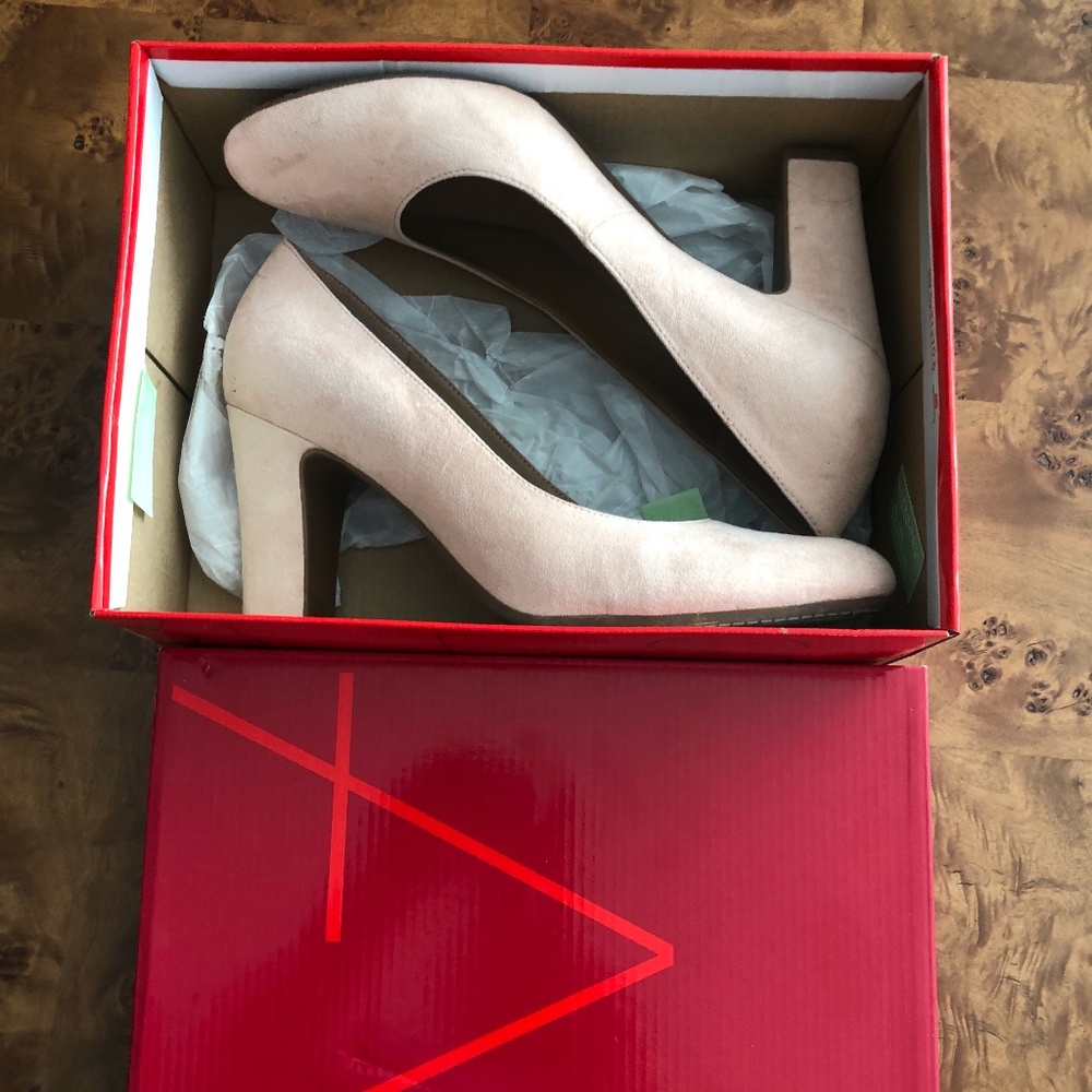 Aerosoles Octagon Block Heel Pump in Pink Size 11